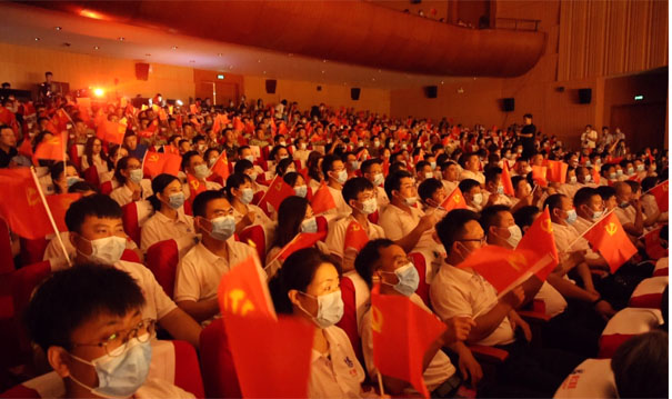 紅色洗禮·“劇”動(dòng)人心 | 海江集團(tuán)獻(xiàn)禮建黨百年暨《上甘嶺》觀劇隆重舉行